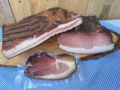 Schinkenspeck und Bauchspeck