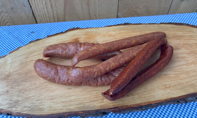 R&auml;ucherw&uuml;rste in drei Sorten